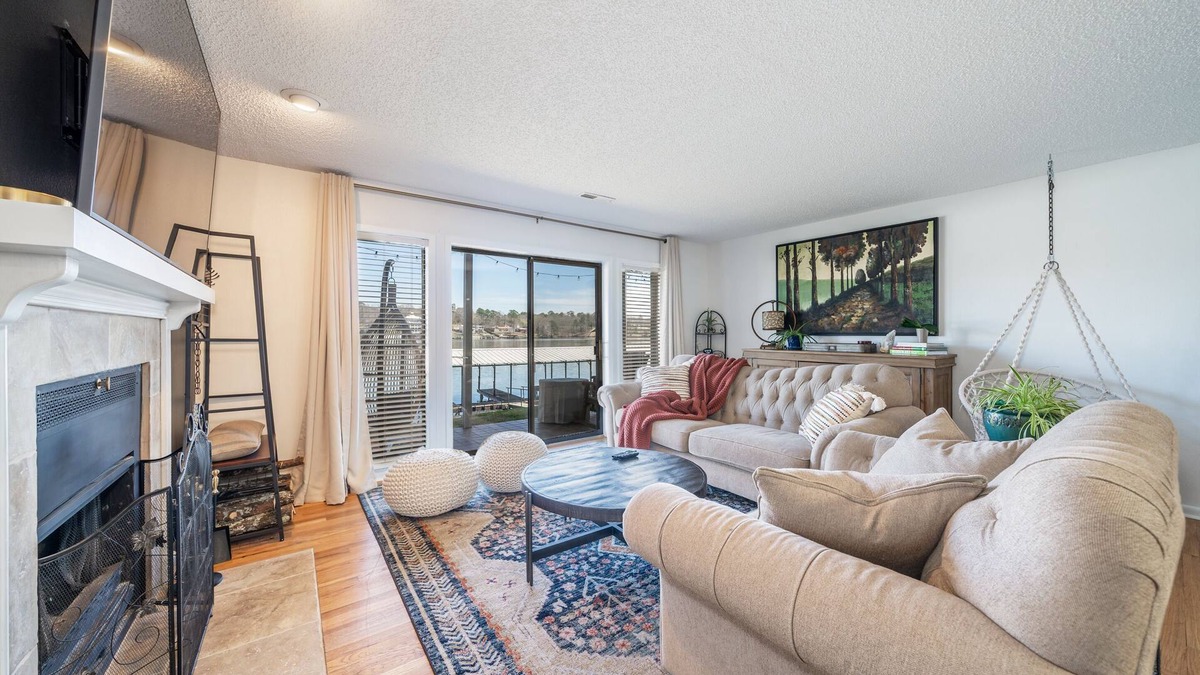 Rockwell Apartment | The Vandiver on Lake Hamilton