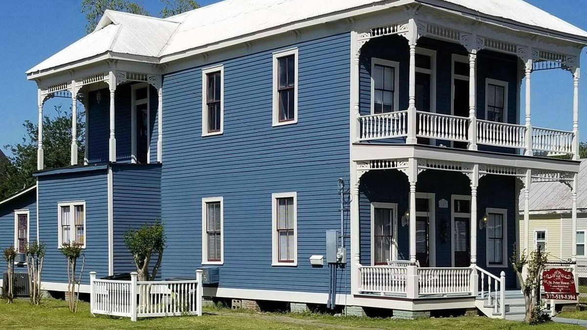 New Iberia House | The Victorian Secret - St. Peter House - Downtown, Entire House! New Reno!