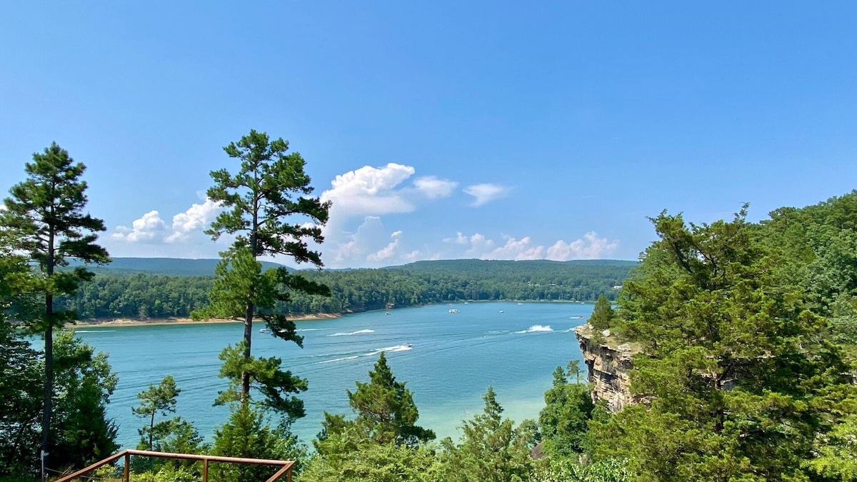 Tumbling Shoals House | The View at GFL - Panoramic Views - Lakefront - Waterfall - Beach - Hike - Relax