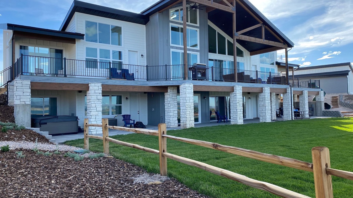 Juab County House | The View at Yuba Shores