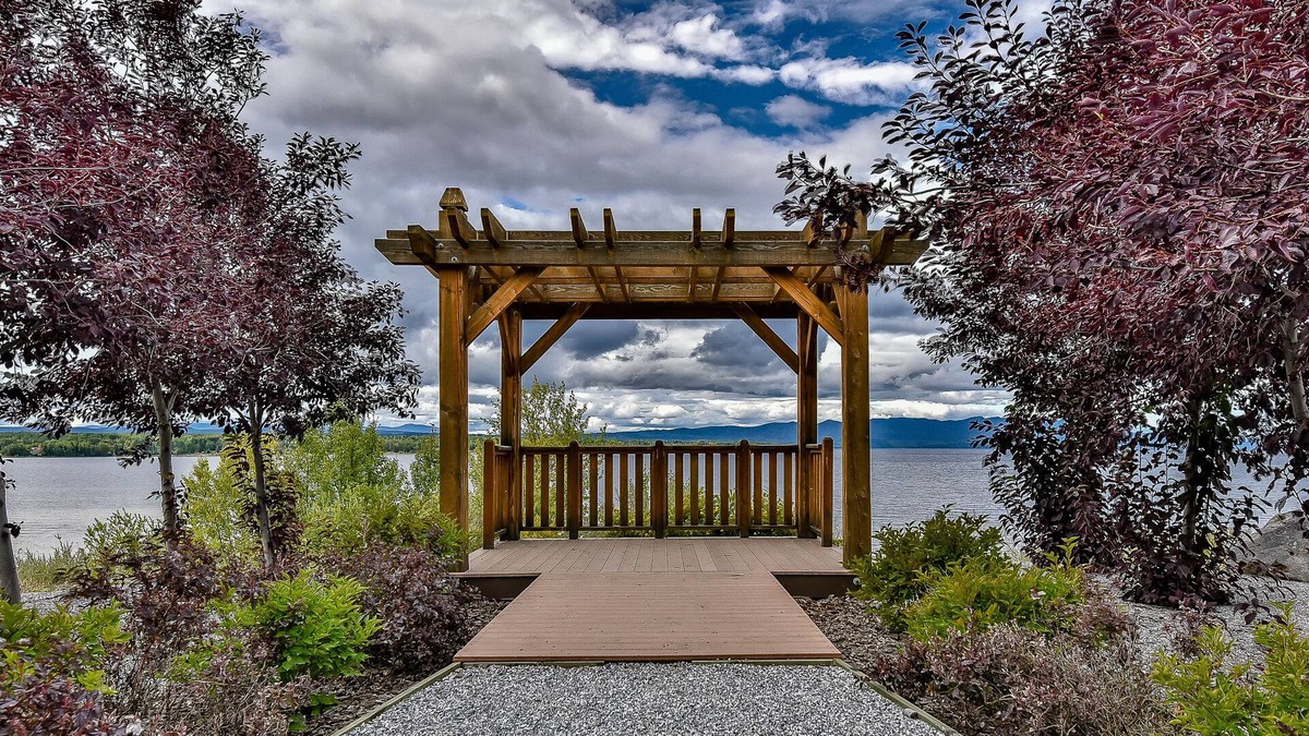Fort St. James Hotel | The View Hotel