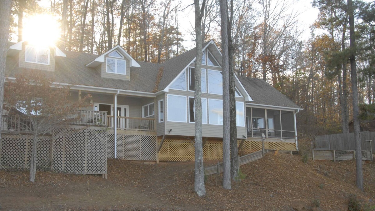 Clanton House | The View on Lake Mitchell