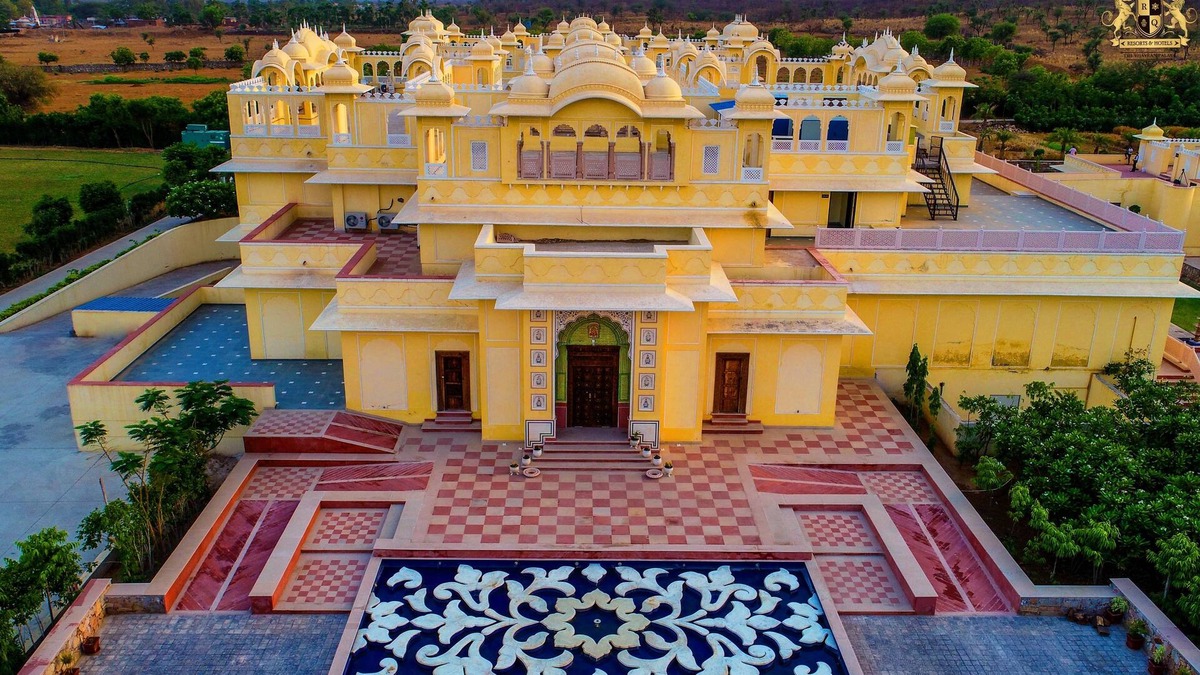 Kukas Hotel | The Vijayran Palace by Royal Quest Resorts