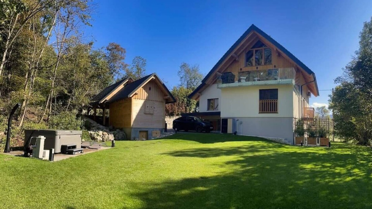 Bled House | The Villa Bled: Premium Luxury Retreat