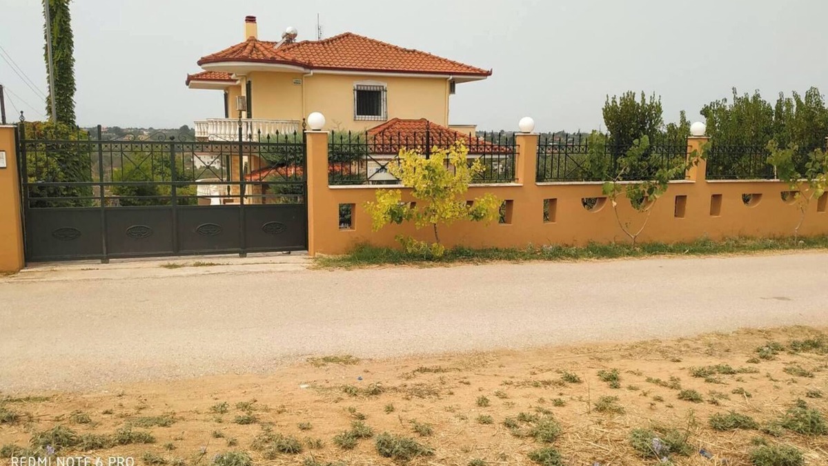 Agia Triada Villa | The Villa with the Aromatic Herbs. n Fragrances you will fall in love with