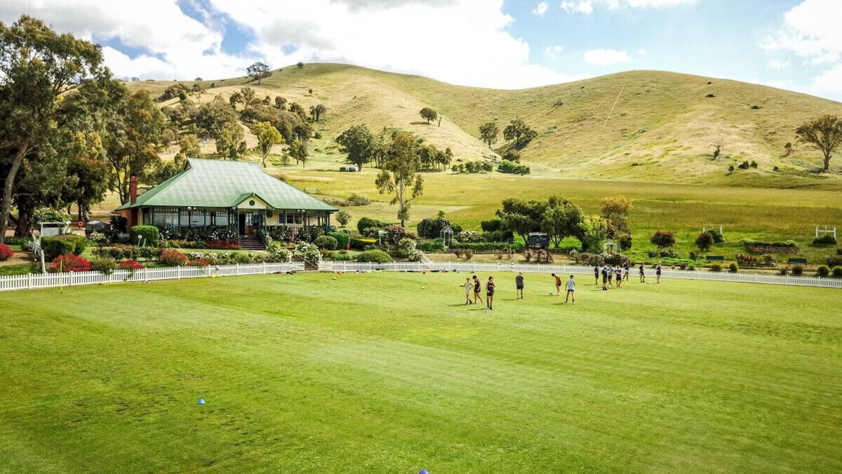 Strath Creek House | The Village Green Estate Strath Creek
