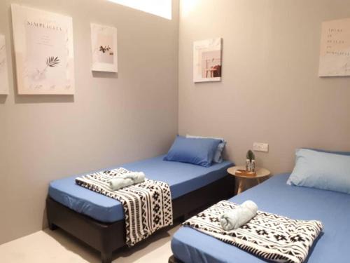 Raub House | The Village Inn