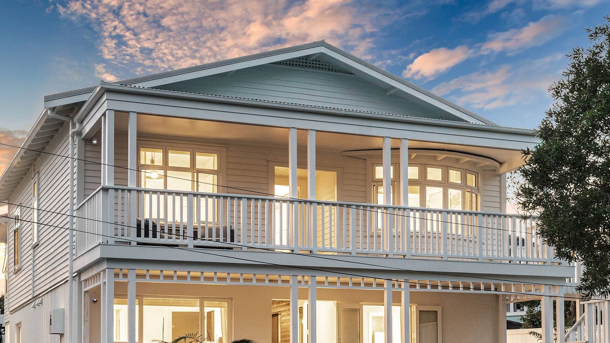 Grey Lynn Villa | The Village Reserve
