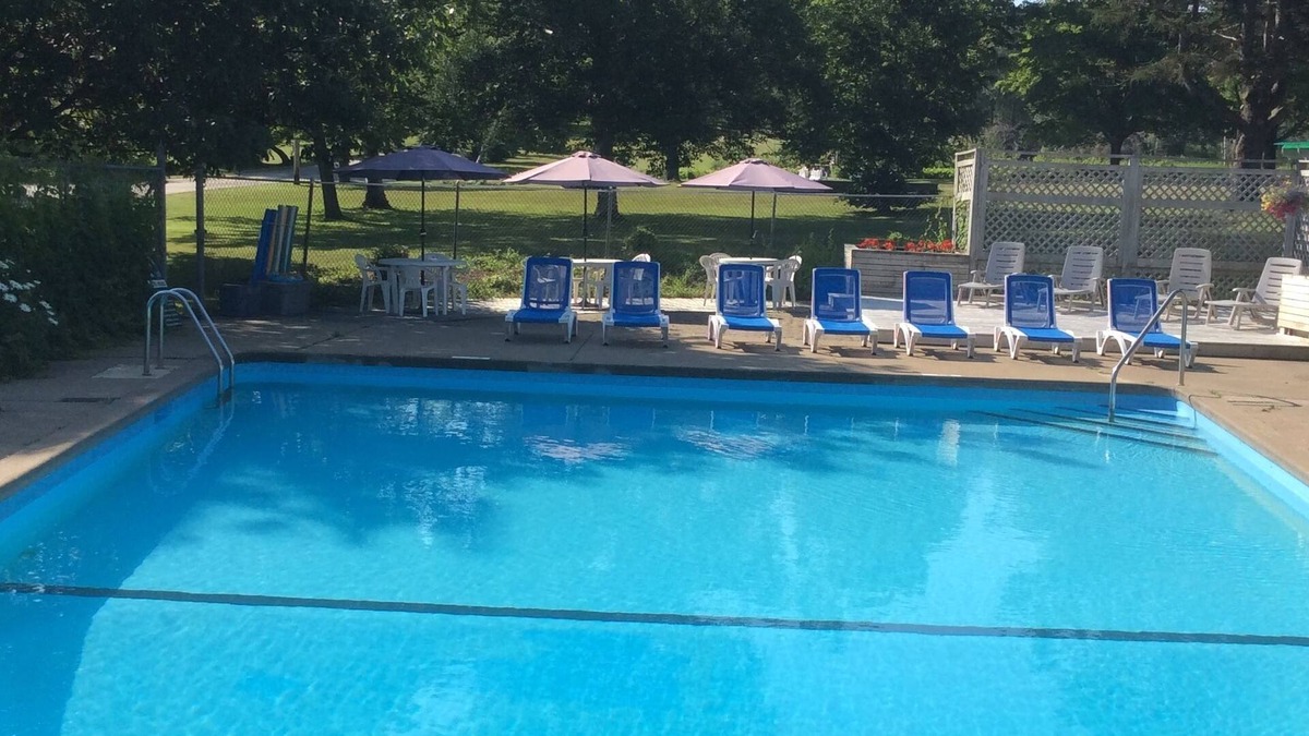 Smiths Cove Hotel | The Villages of Mountain Gap Resort