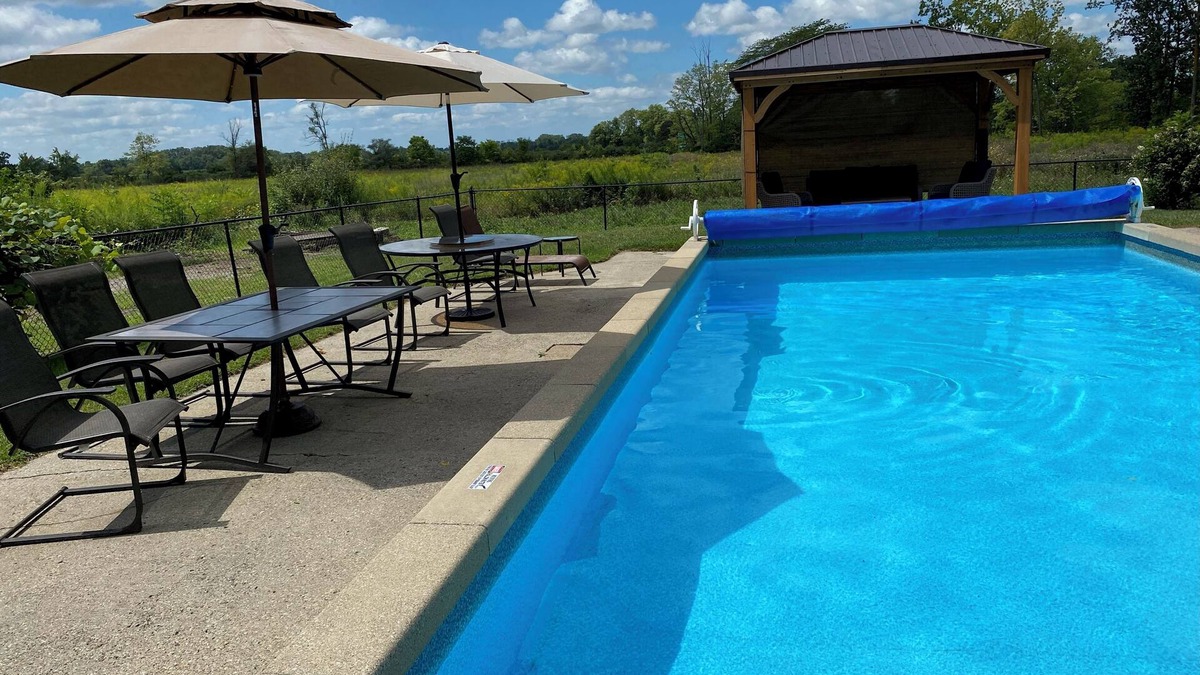 Azalia Bed & Breakfast | The Vine Bed & Breakfast LLC