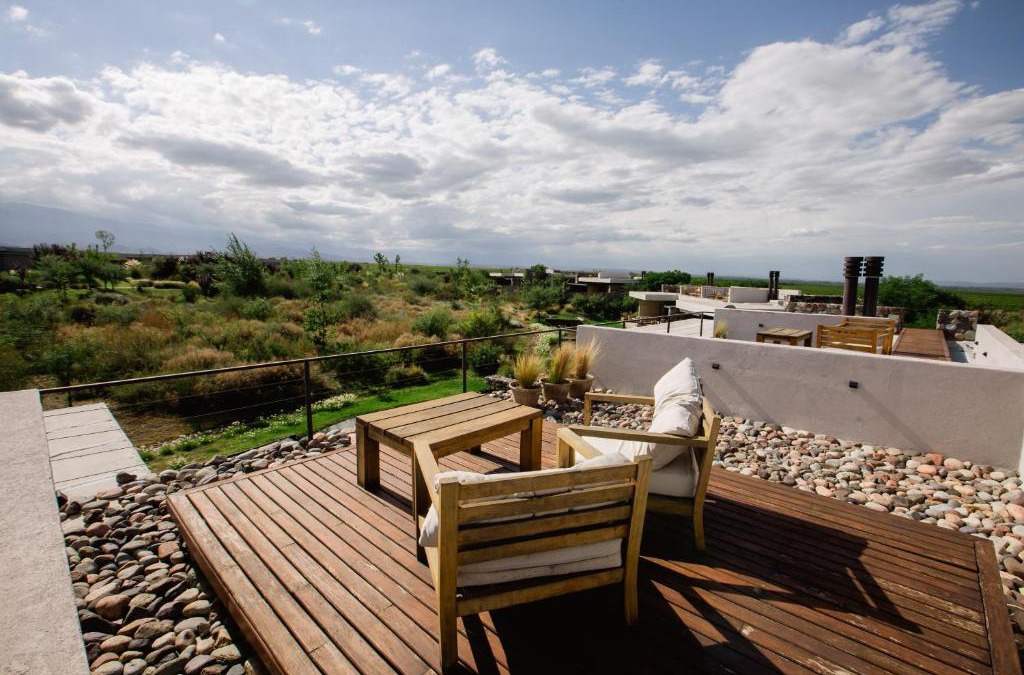 Vista Flores Hotel | The Vines Resort & Spa