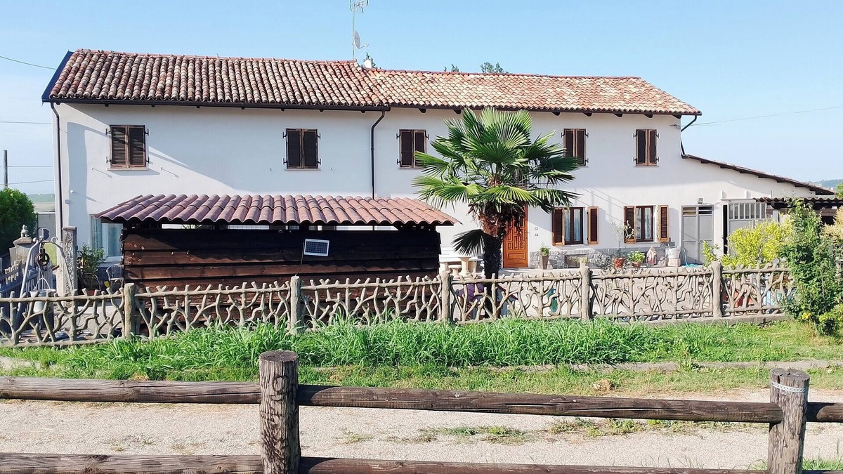 Montegrosso dʼAsti Apartment | The vineyards apartments