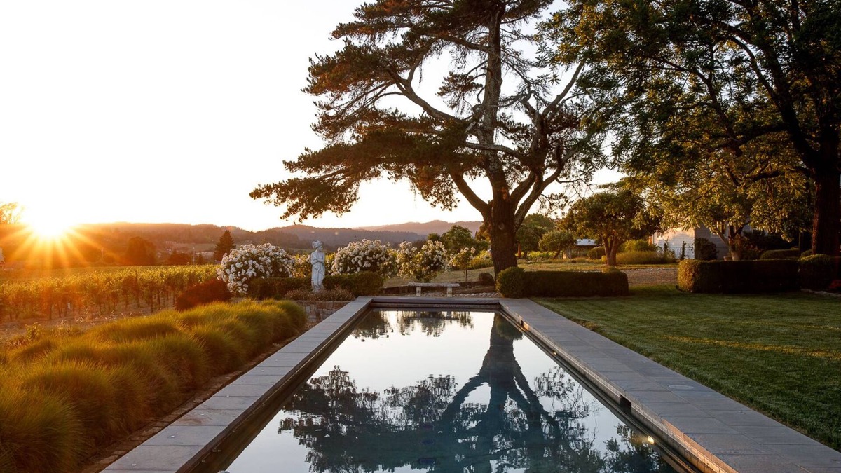 Graton House | The Vineyard House at The Dalya Estate- 3 bed/2 full bath w/pool and hot tub