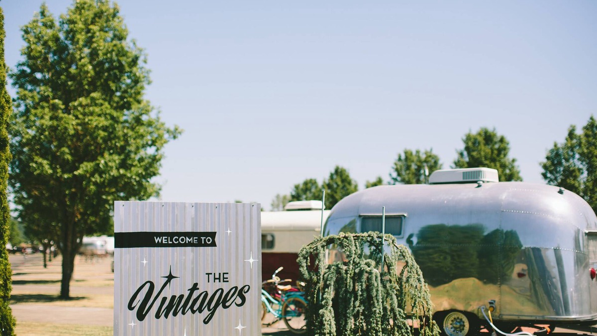 Dayton Hotel | The Vintages Trailer Resort