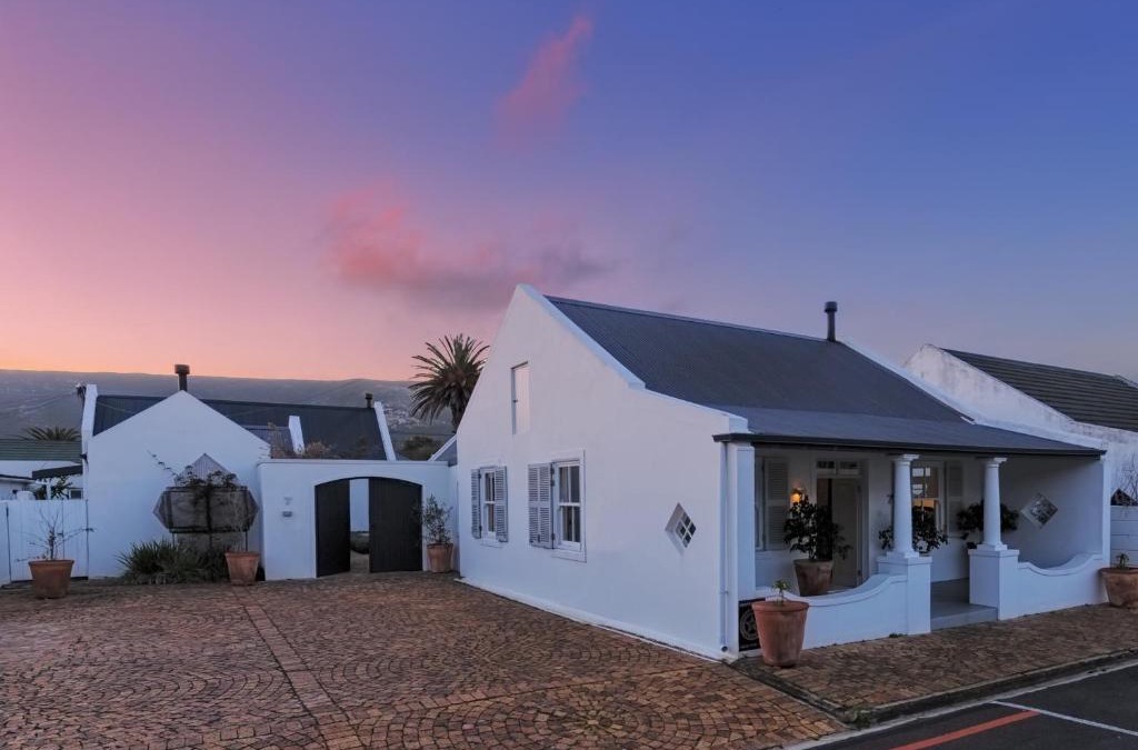 Hermanus City-Centre House | The Vishuis