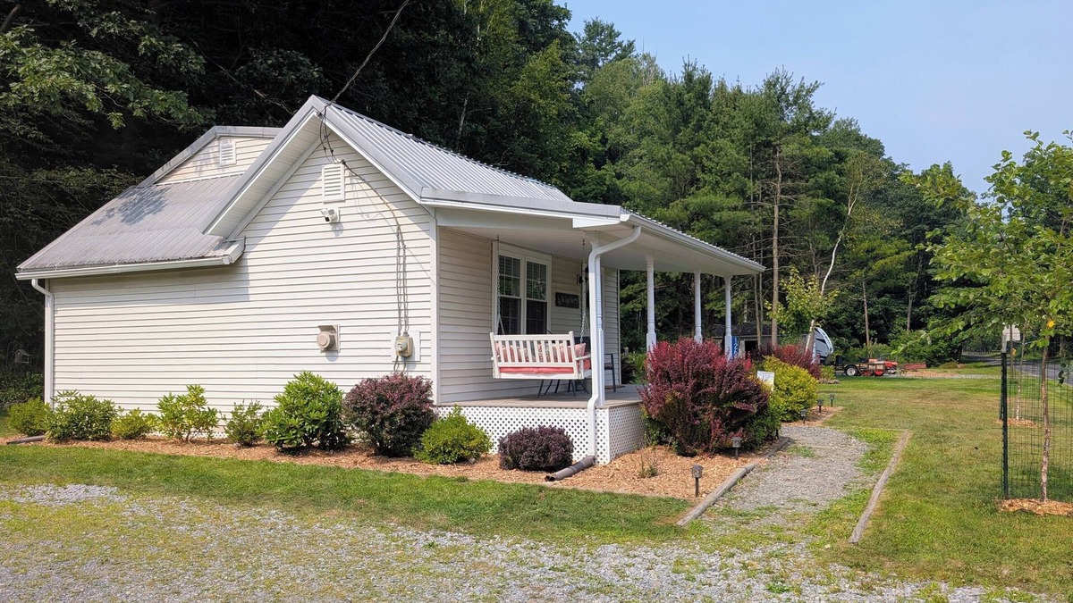 Wellsboro Cottage | The Vogel Nest