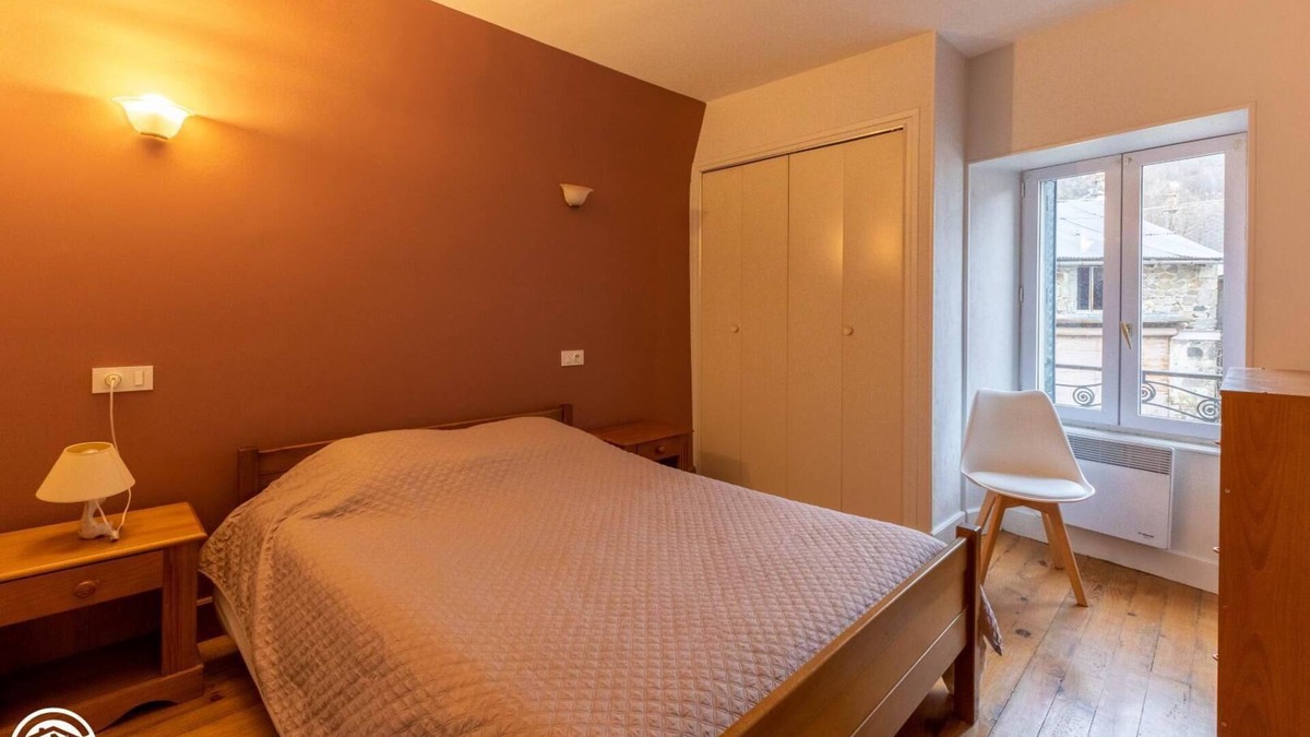 Chambon-sur-Lac House | The Volcanoes of Chaudefour