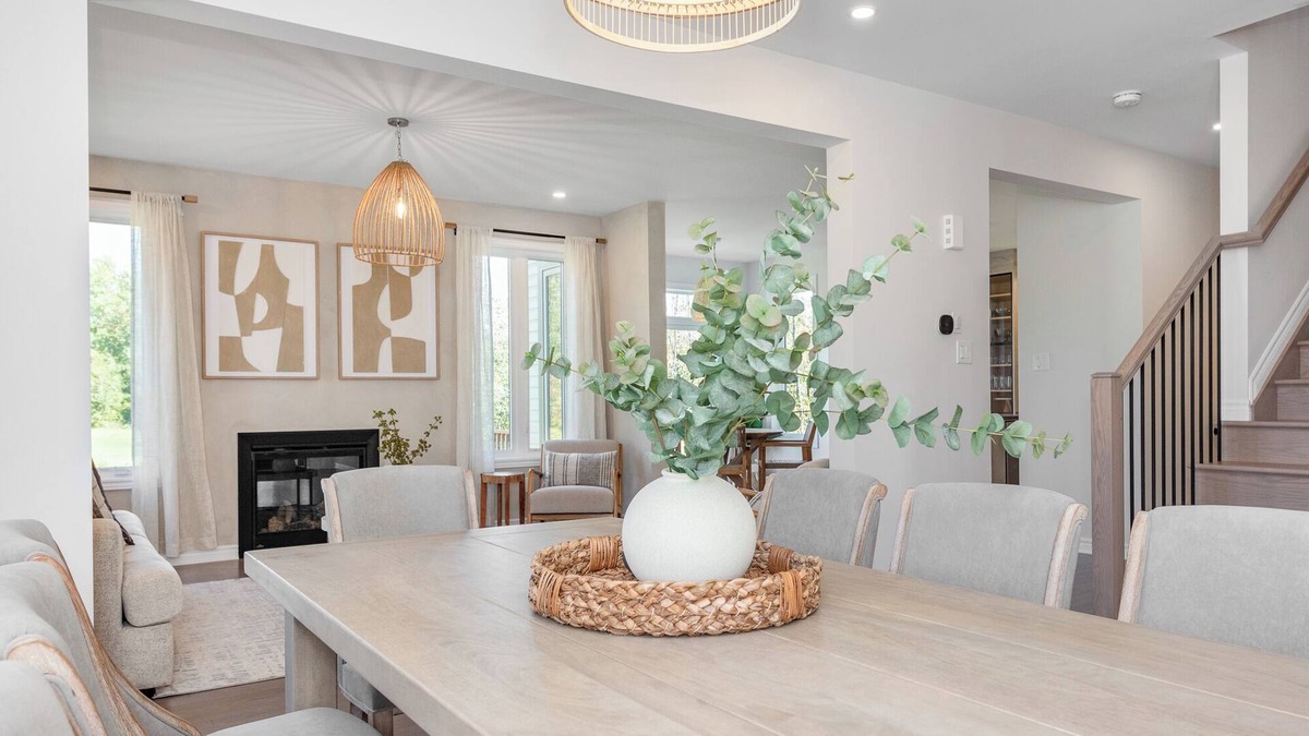 Kemptville House | The Wabi Sabi: 5-bedrooms luxury golf course home