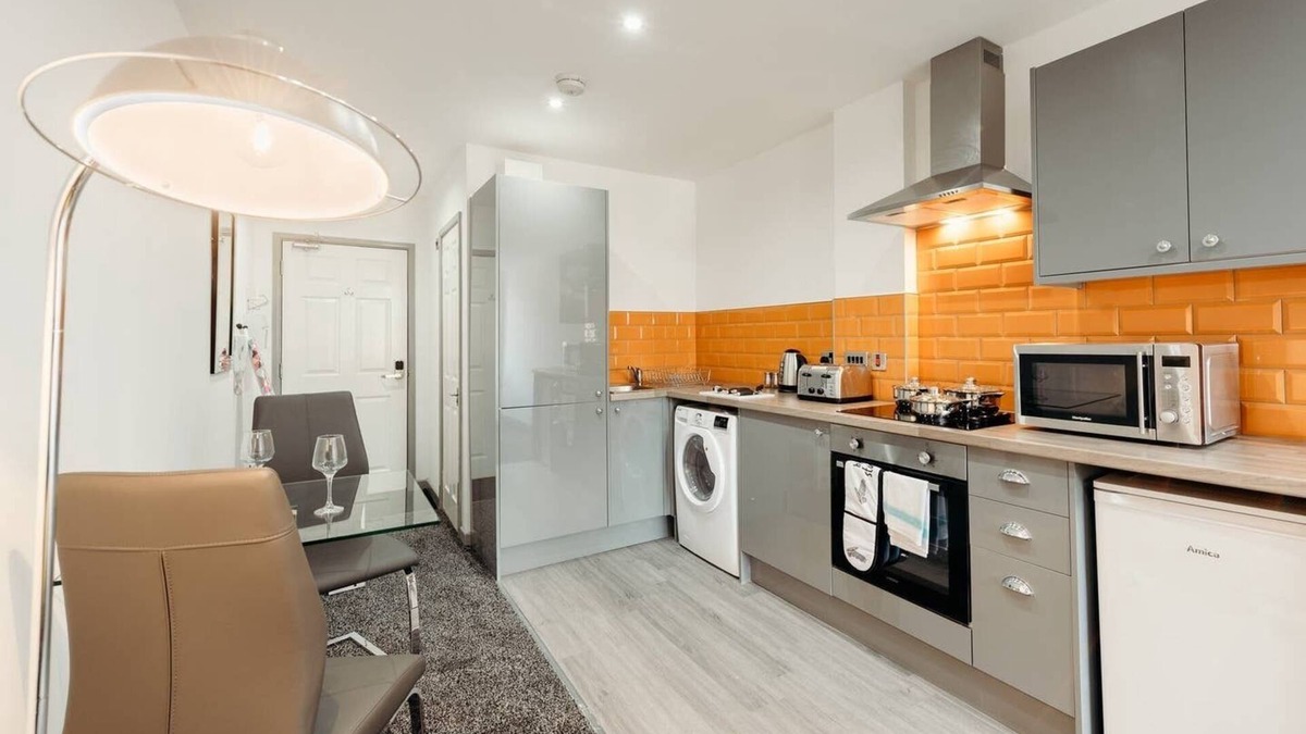 Halifax Apartment | The Wainhouse Apartment 209