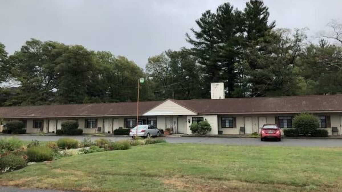 Walpole Hotel | The Walpole Motel
