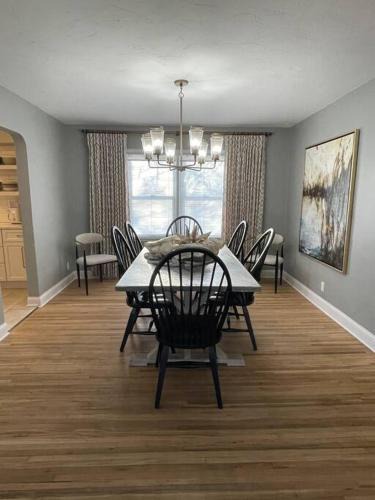 Folsom's Addition House | The Warm & Inviting Place