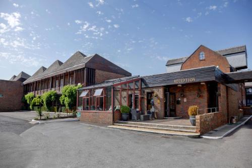 Hemel Hempstead Hotel | The Watermill Hotel, Sure Hotel Collection by Best Western