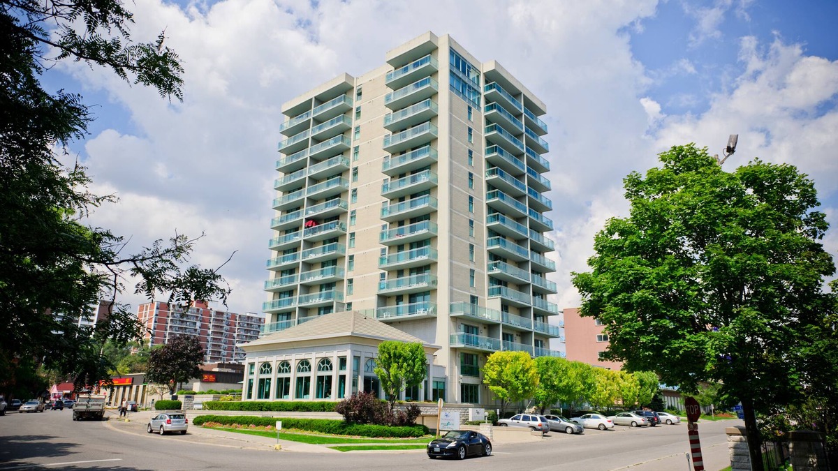 Port Credit Hotel | The Waterside Inn