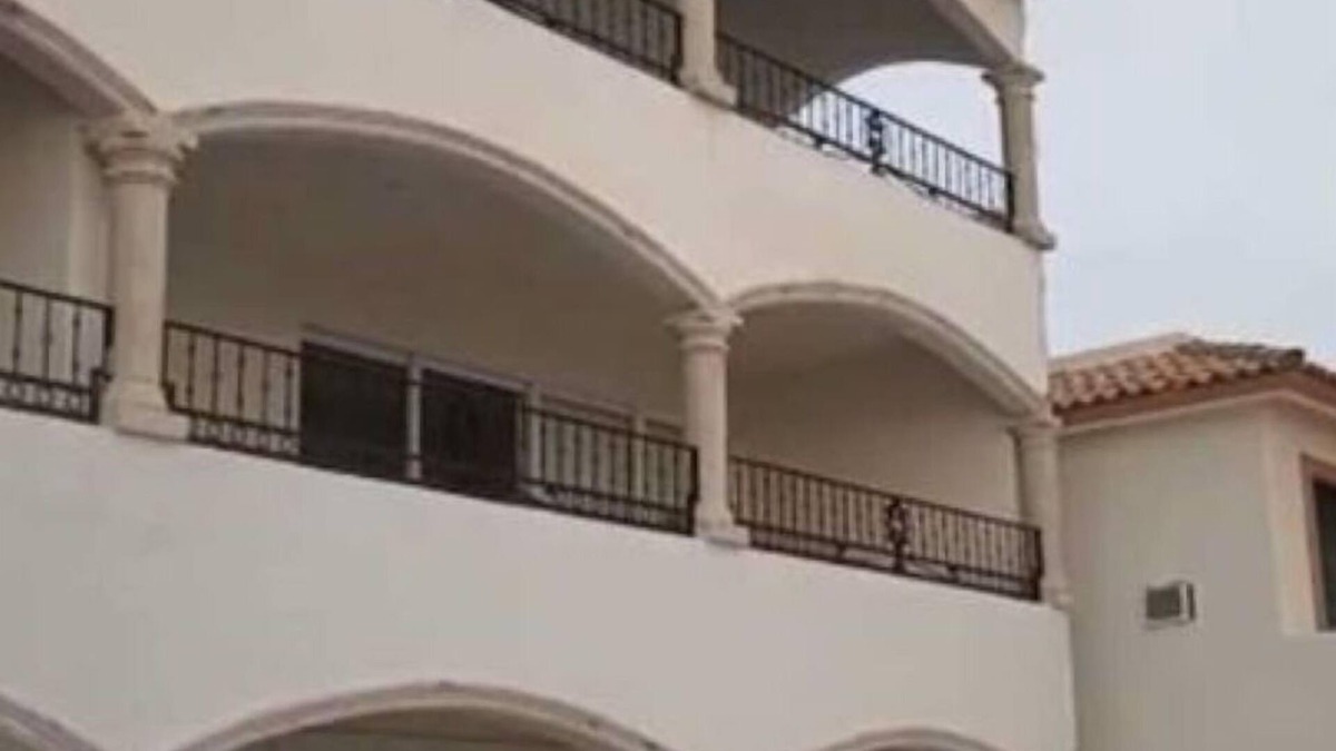 Jimenez Condo | The Wave Condos @ Cerritos Beach, Beachfront with Pool/Spa