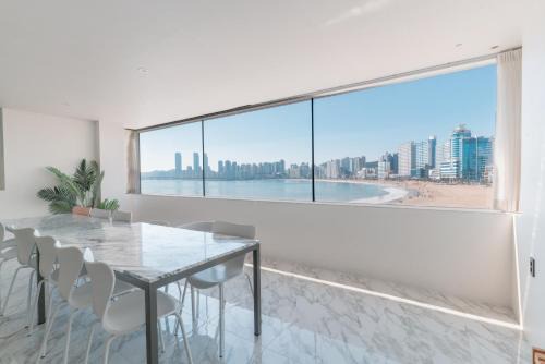 Suyeong-Gu Hotel | The Wave Pension