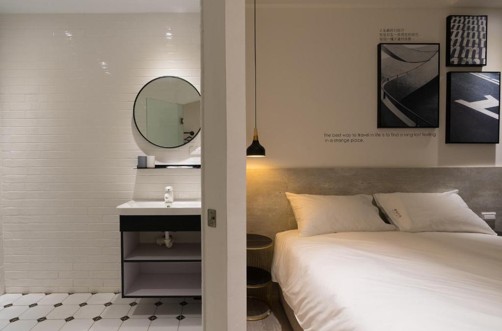 South District Hotel | The Way Inn