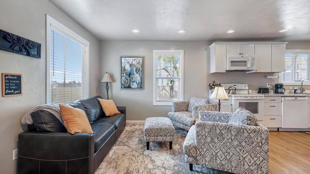 Buhl House | The West End Cottage