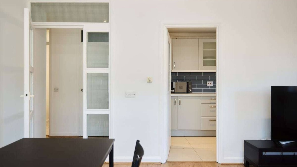 West Hampstead Apartment | The West Hampstead Base - Central 2BDR Apartment