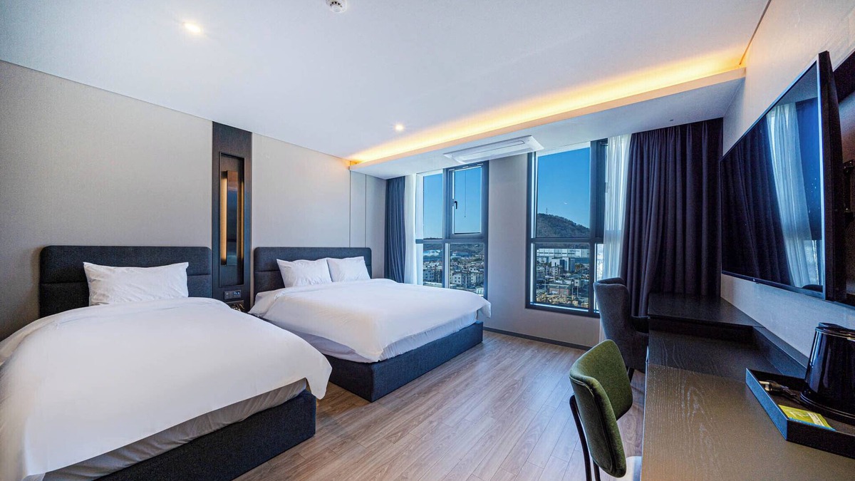 Gangseo District Hotel | The Western Busan Hotel by StayNEO