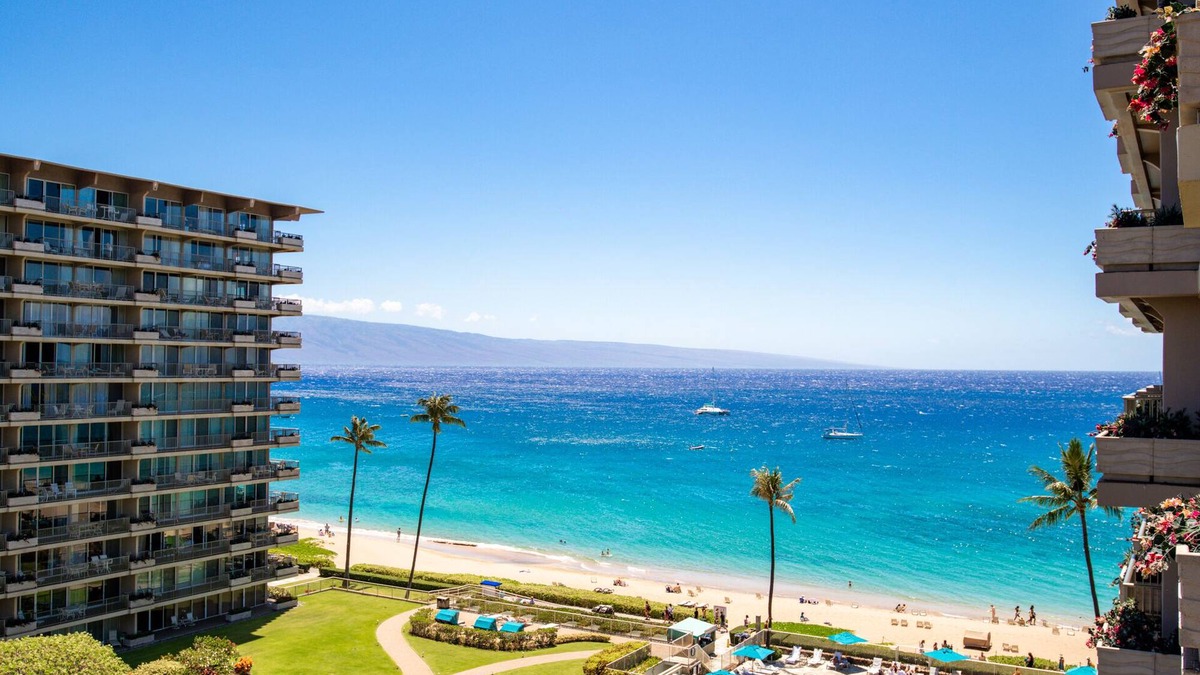 Kaanapali Condo | The Whaler 823! ~ Luxurious 2bed/2bath 8th floor ocean view corner condo ~