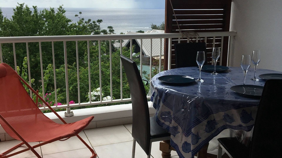 Saint-Leu Apartment | The Whales