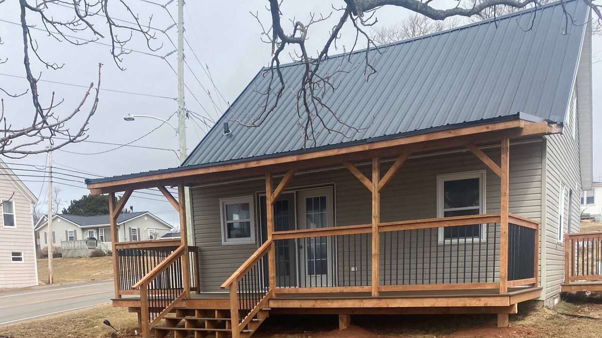 Saint Peters Bay Cottage | The Whispering Bay Cottage