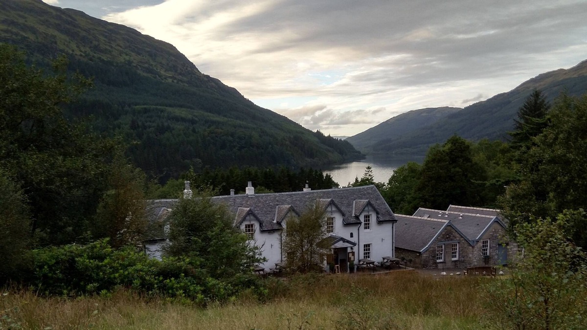 Cowal Peninsula Bed & Breakfast | The Whistlefield Inn