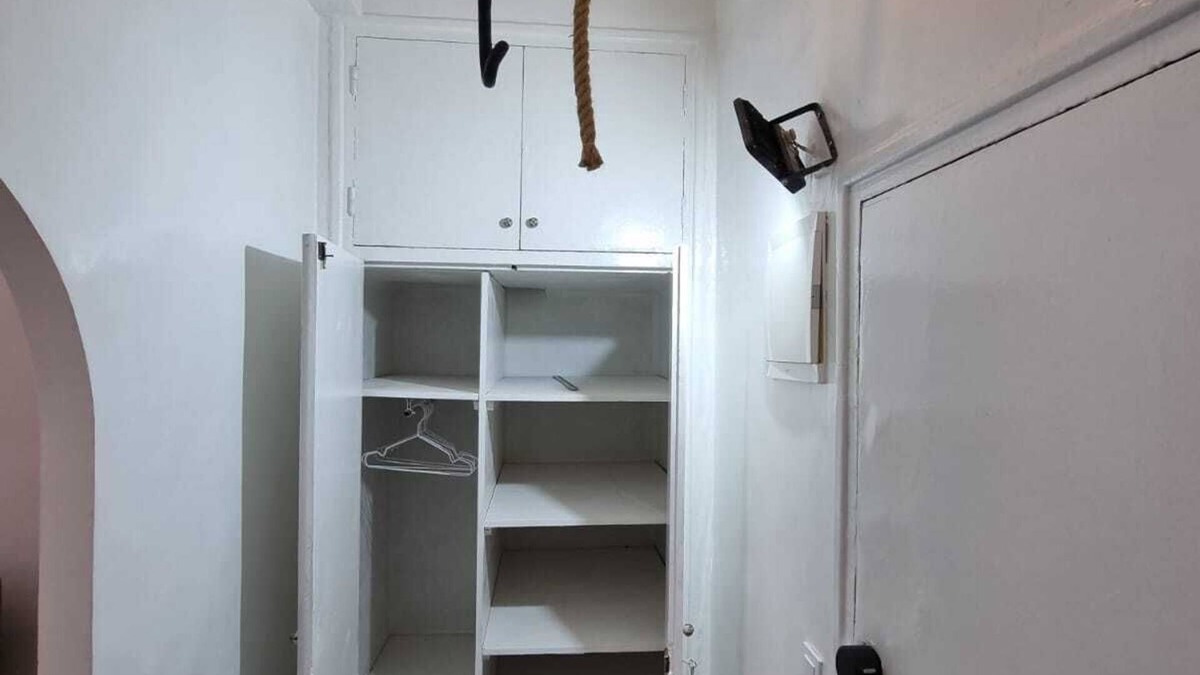 Gauthier Apartment | the white condo