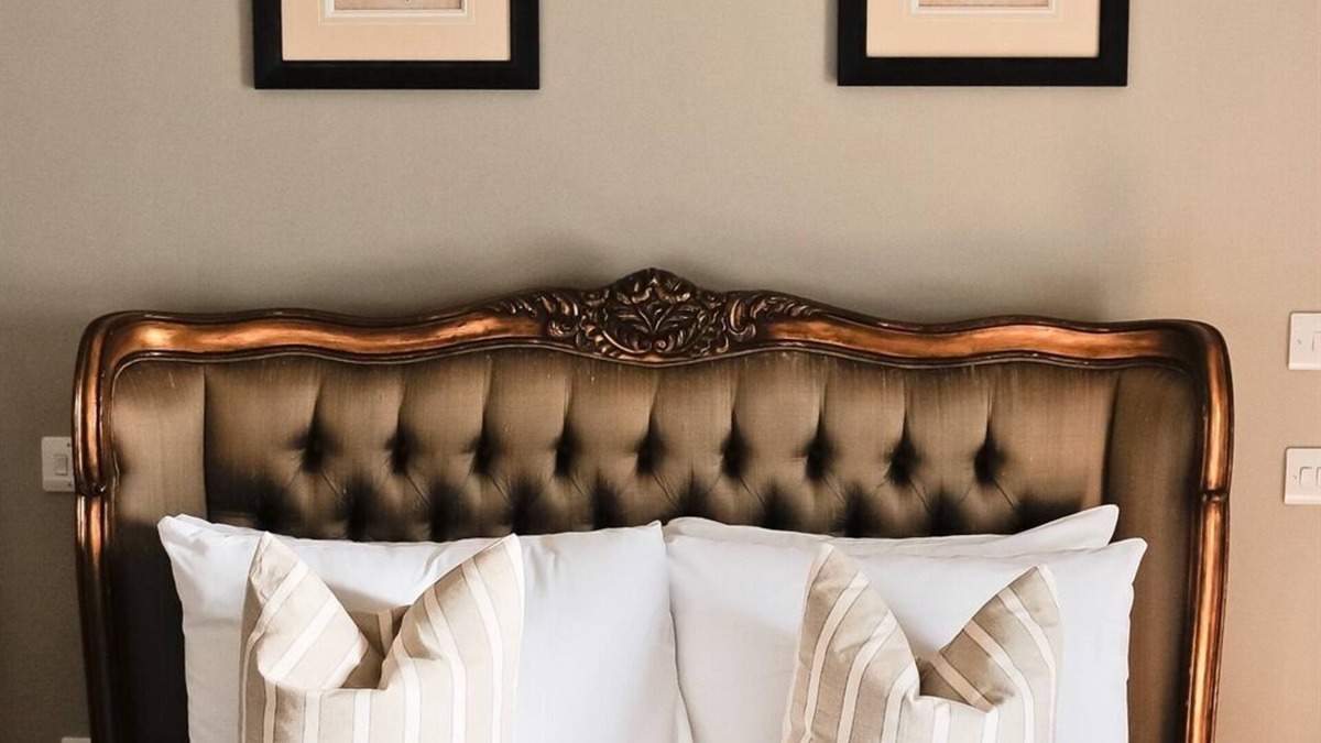 Nettlebed House | The White Hart