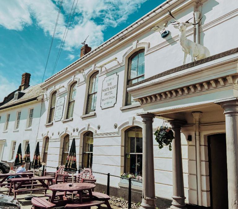 Hingham Hotel | The White Hart Hotel