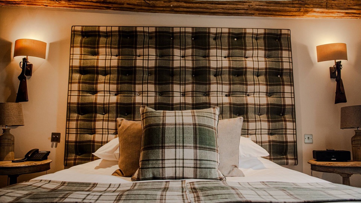 Hingham Hotel | The White Hart Hotel