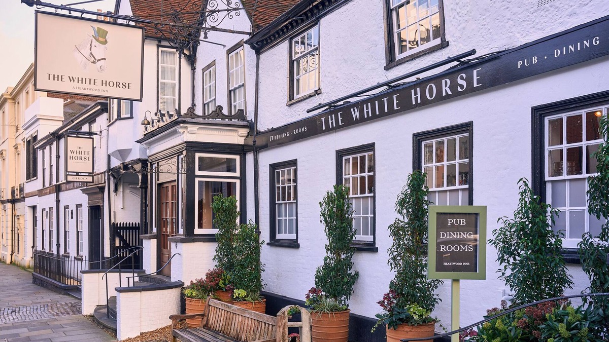 Dorking Hotel | The White Horse