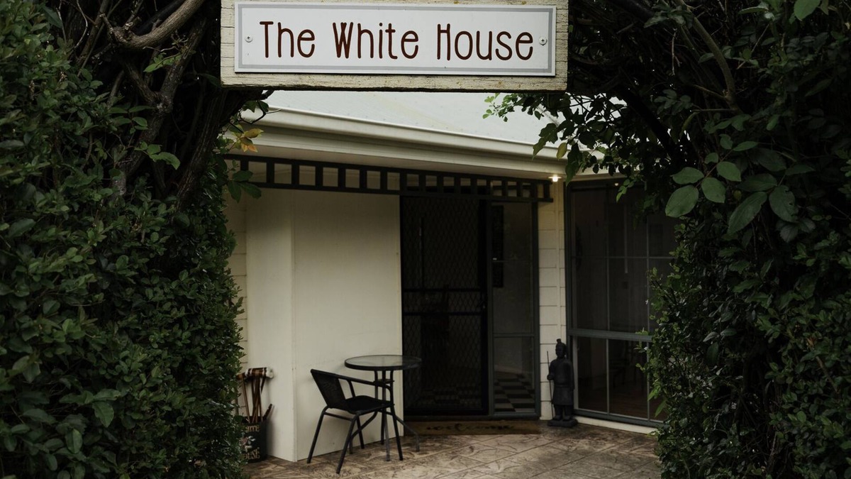 Chum Creek House | The White House at "Home Farm Healesville"