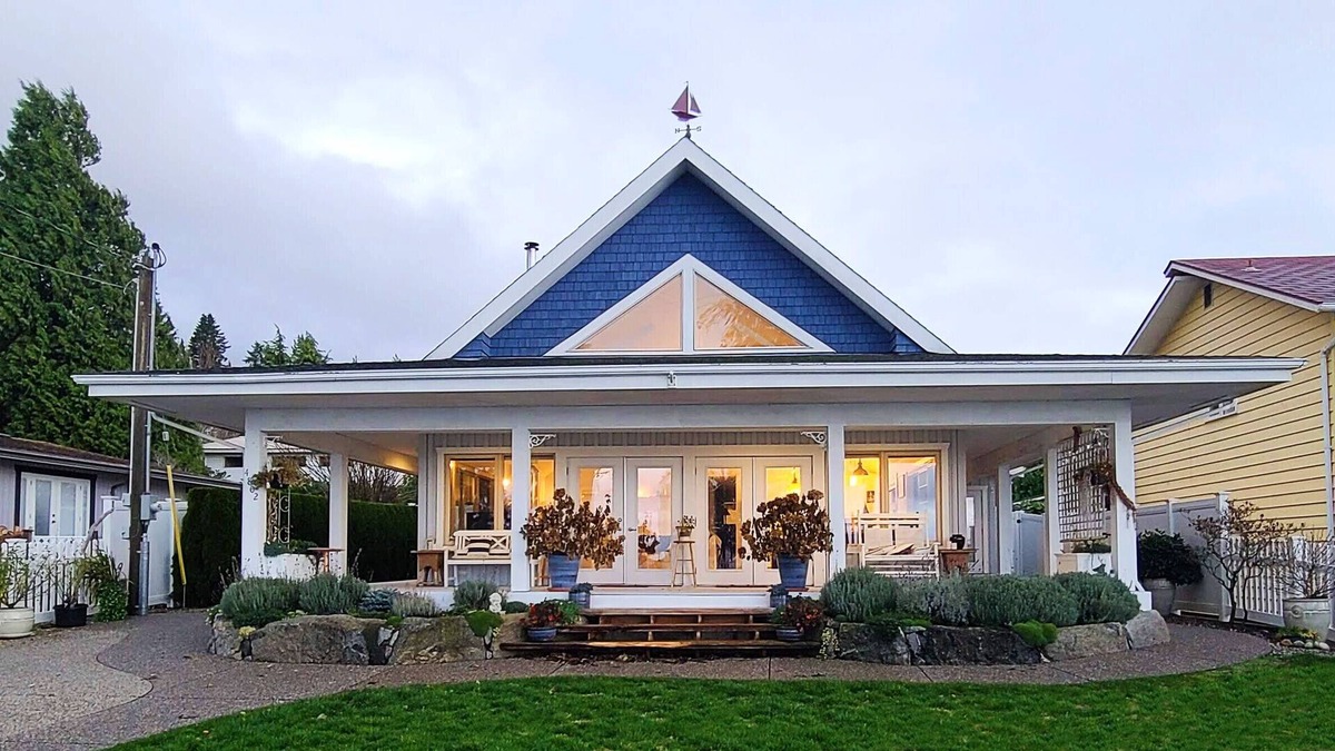 Davis Bay House | The White House