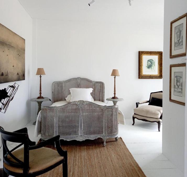 Bukit Temin House | The White House Homestay
