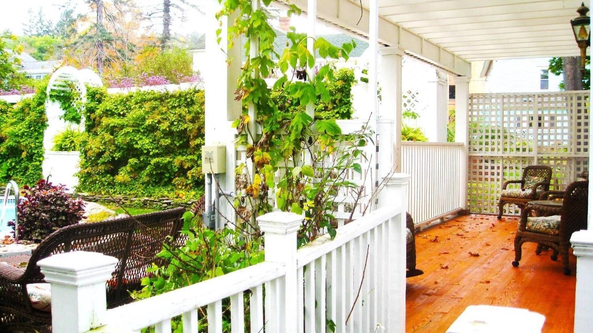 Cooperstown Bed & Breakfast | The White House Inn