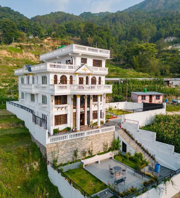 Kathmandu Villa | The White House Villa 8 bedroom with Swimming Pool