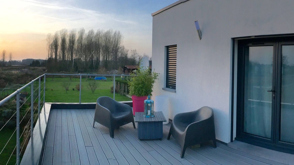 Wandignies-Hamage House | The white pebble - suite with sauna, private terrace upstairs