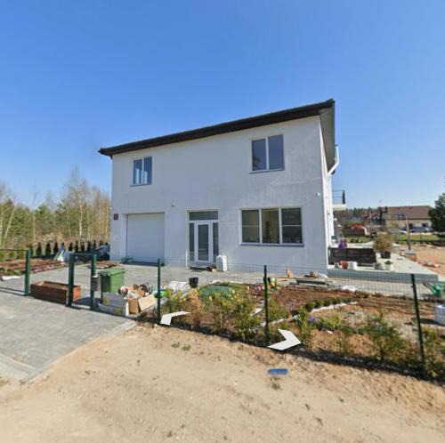 Plavniekkalns Villa | The White Villa