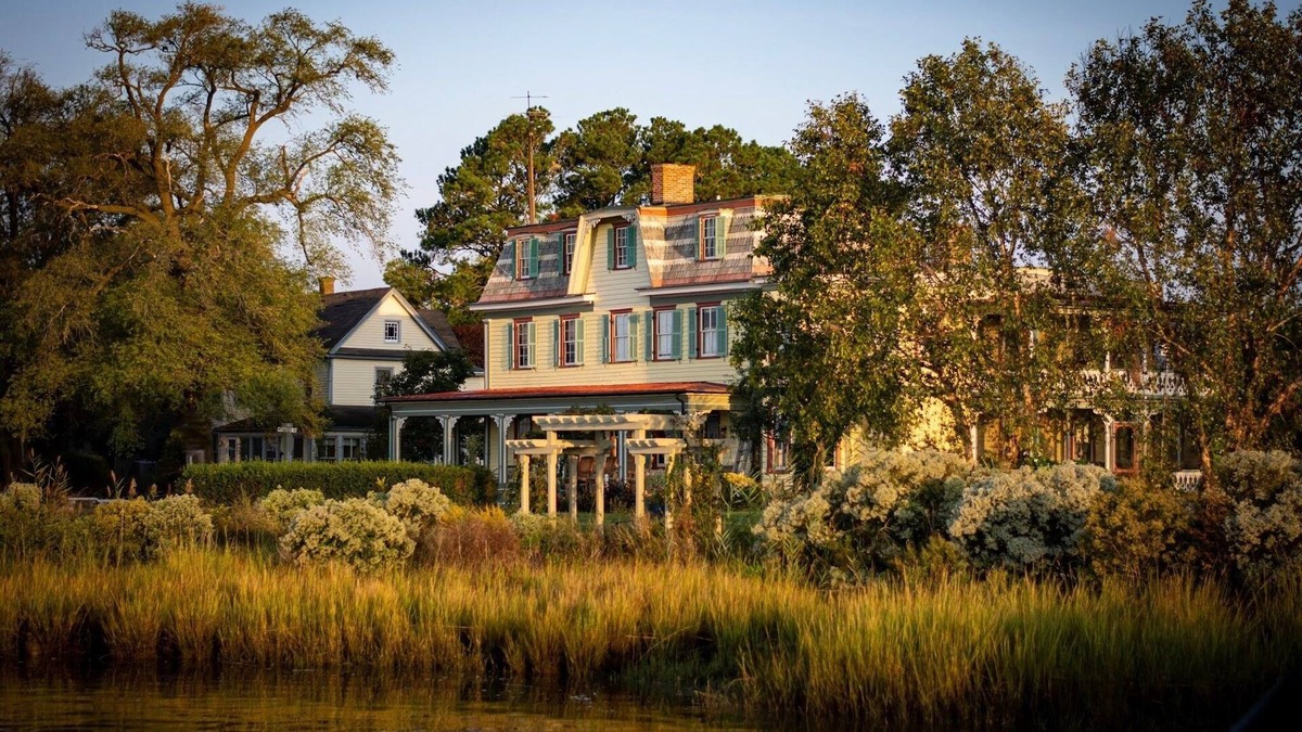 Whitehaven Bed & Breakfast | The Whitehaven Hotel